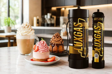 Flavoured Whipped Cream: 12 Ideas, Methods & Professional Uses